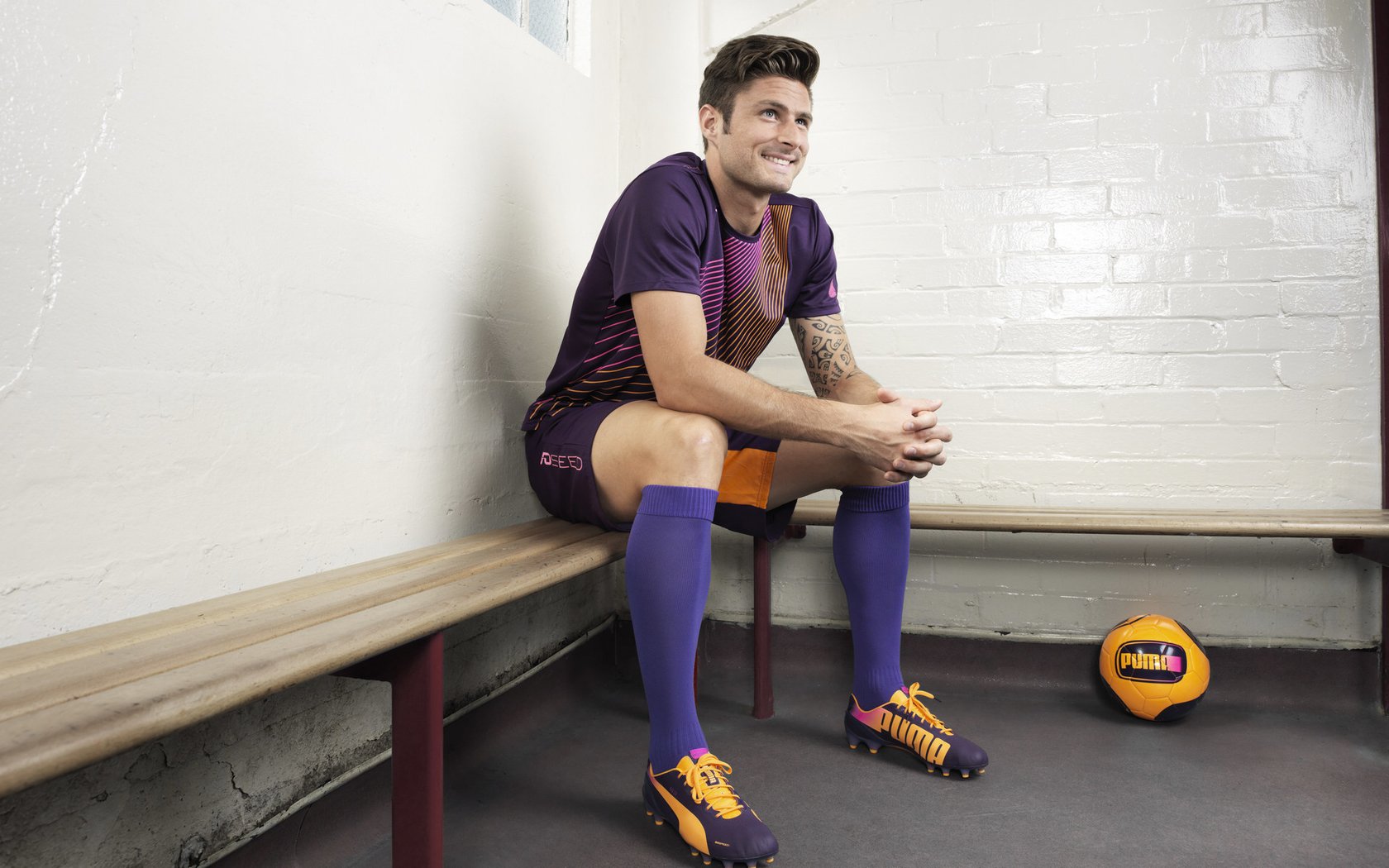 五大联赛单场射门次数与实际控球质量关系分析,五大联赛球员单场进球纪录